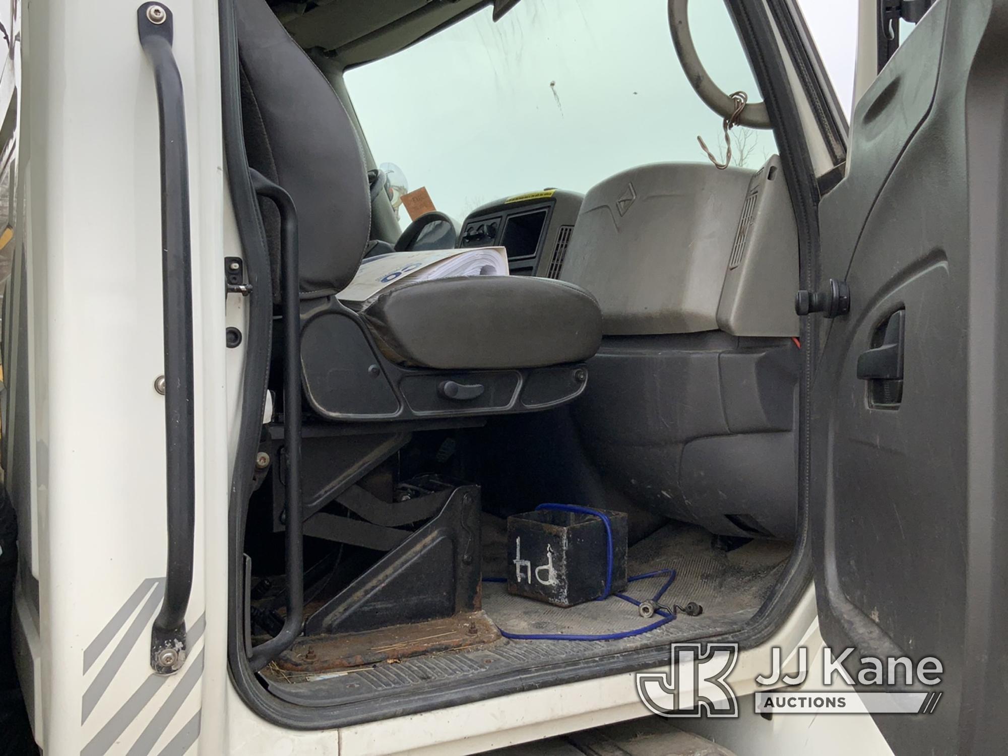 (South Beloit, IL) HiRanger TCX-55, Bucket Truck mounted behind cab on 2011 International Durastar 4