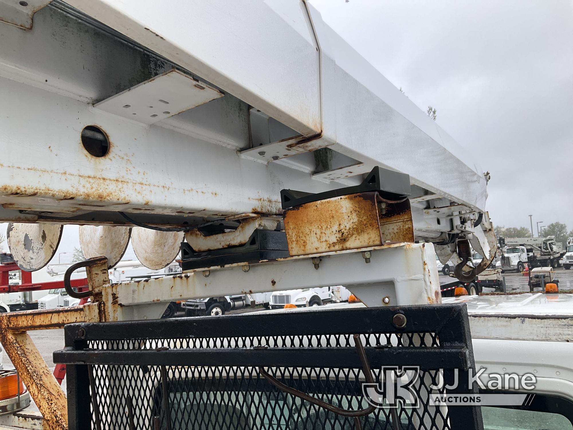 (Kansas City, MO) Altec DM47B-TR, Digger Derrick rear mounted on 2014 Freightliner M2 106 Utility Tr