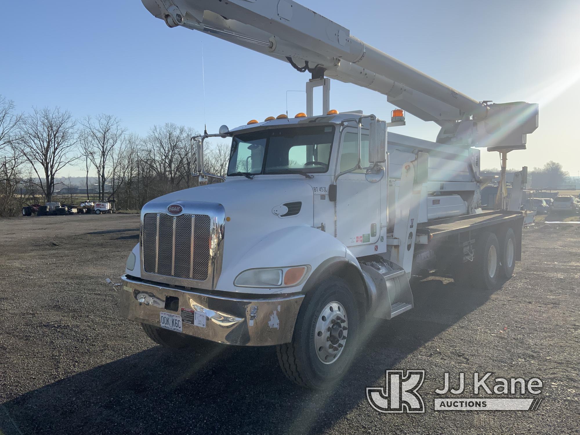 (Ashland, OH) Altec AM900-E100, Double-Elevator Bucket Truck rear mounted on 2007 Peterbilt 335 T/A