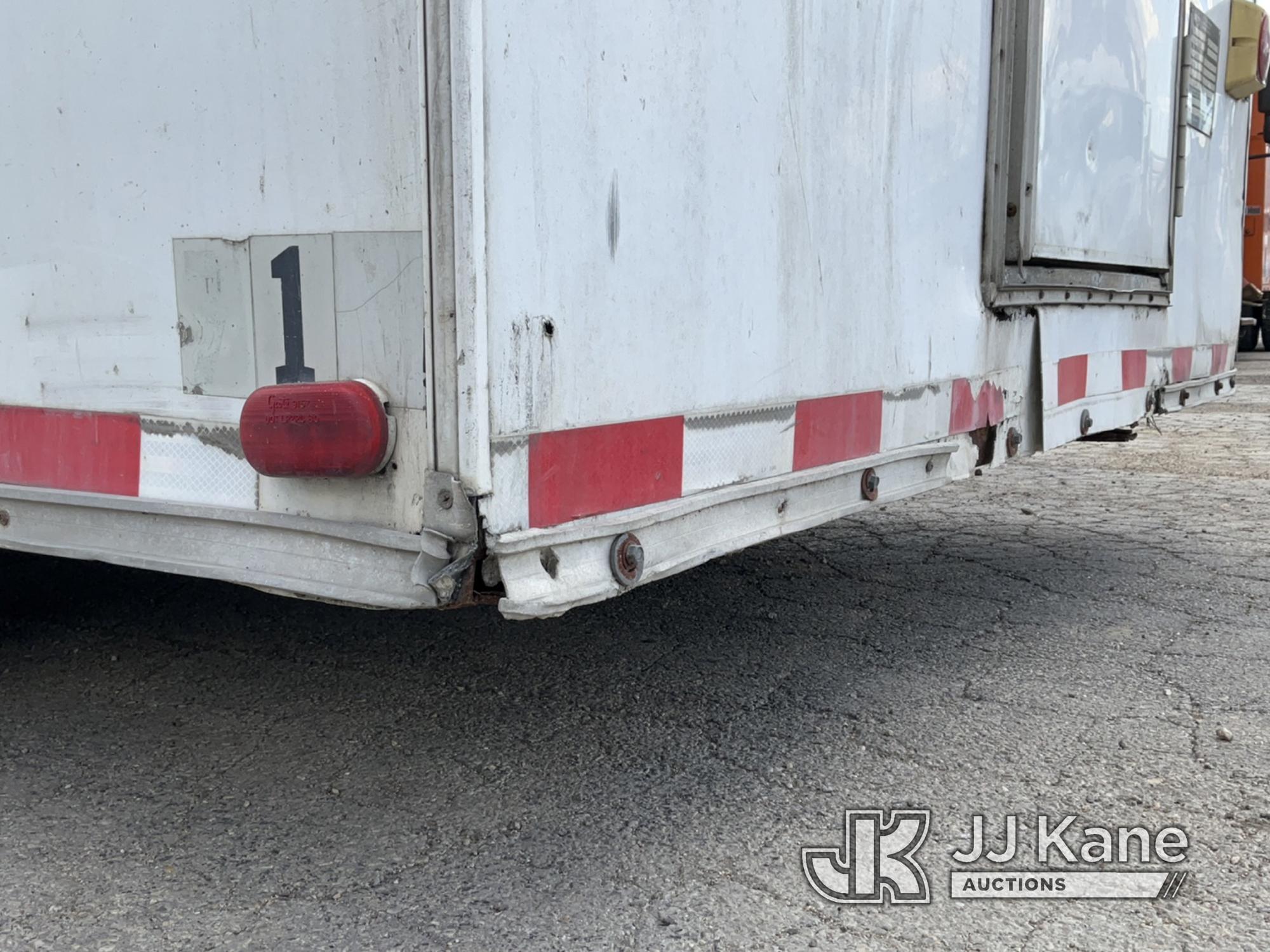 (South Beloit, IL) 2006 CCE Technologies Fiber Optic Splicing Trailer Body Damage