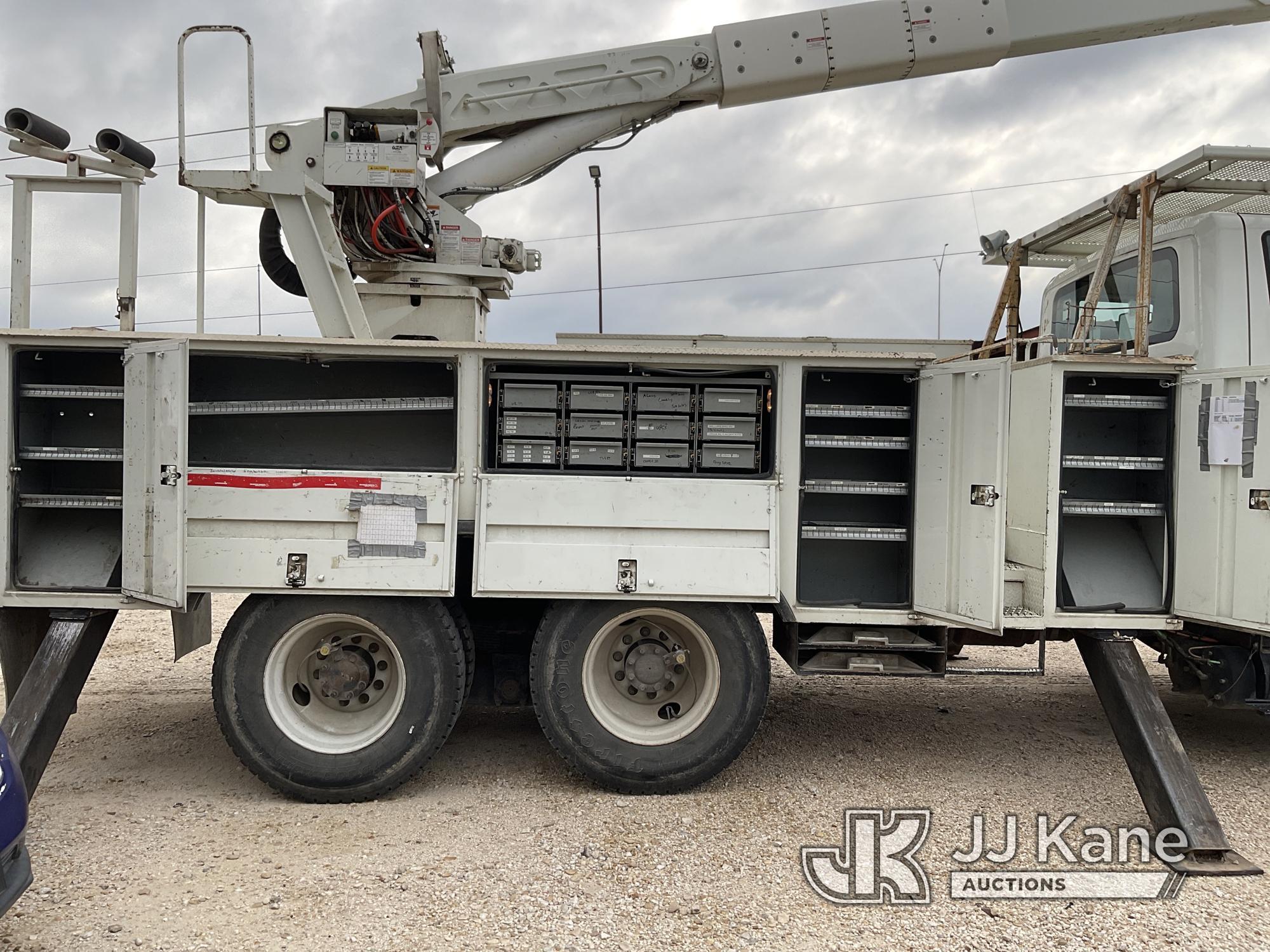 (San Antonio, TX) HiRanger TCX-60, Bucket Truck rear mounted on 2009 International 7400 Utility Truc