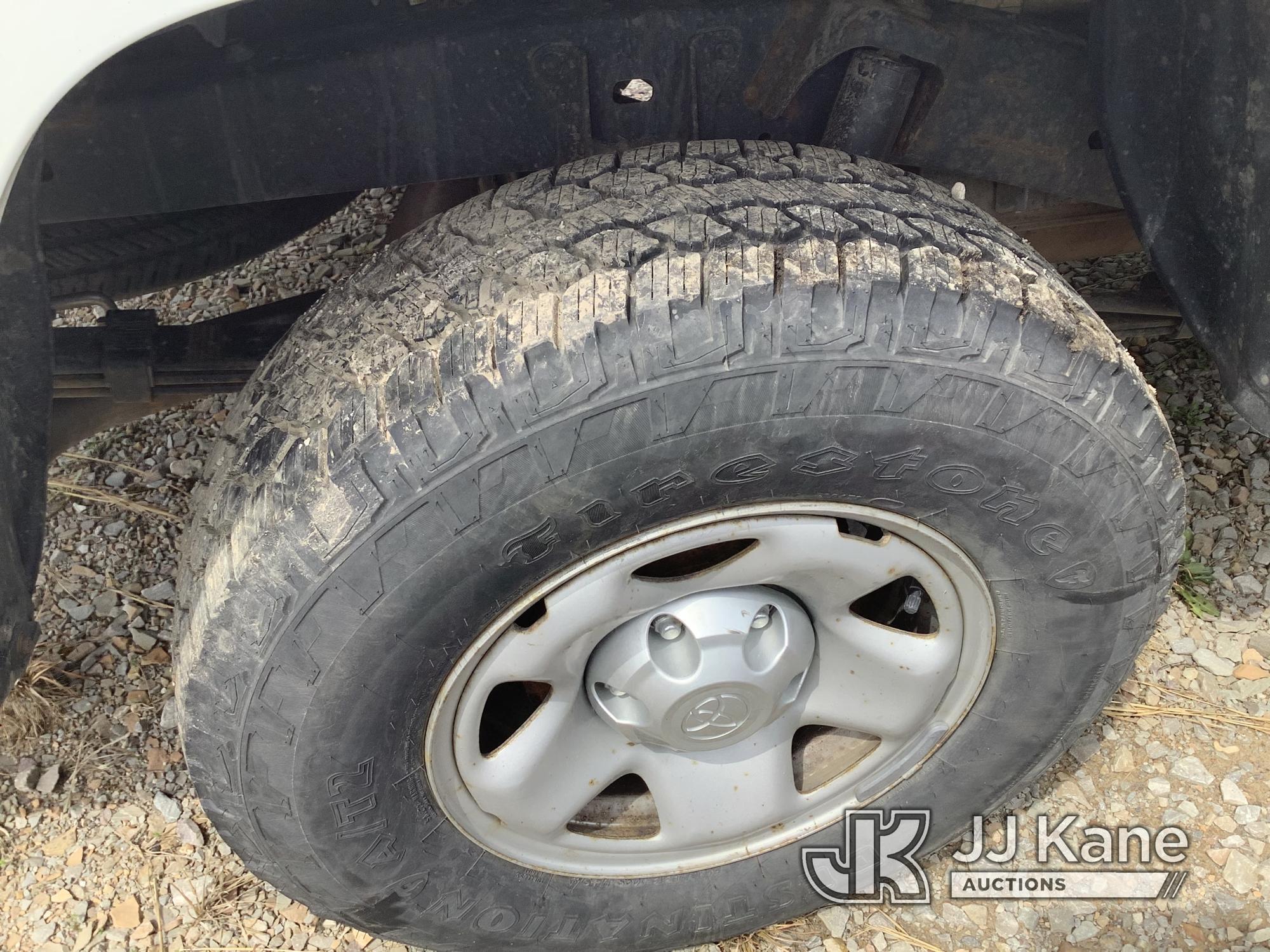 (Smock, PA) 2018 Toyota Tacoma 4x4 Extended-Cab Pickup Truck Not Running, Bad Engine, Rust, Paint &