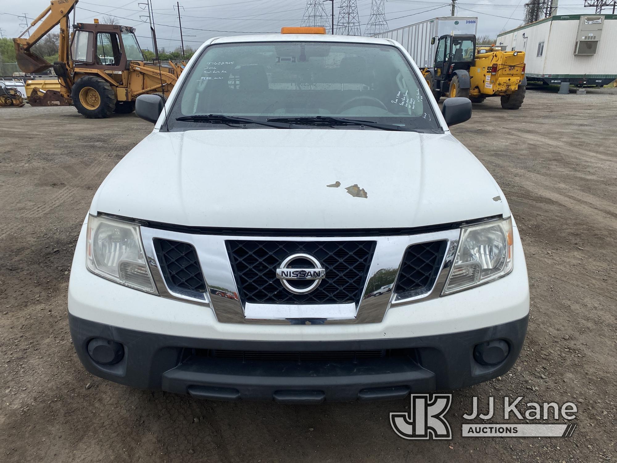 (Plymouth Meeting, PA) 2016 Nissan Frontier Extended-Cab Pickup Truck Runs & Moves, Body & Rust Dama