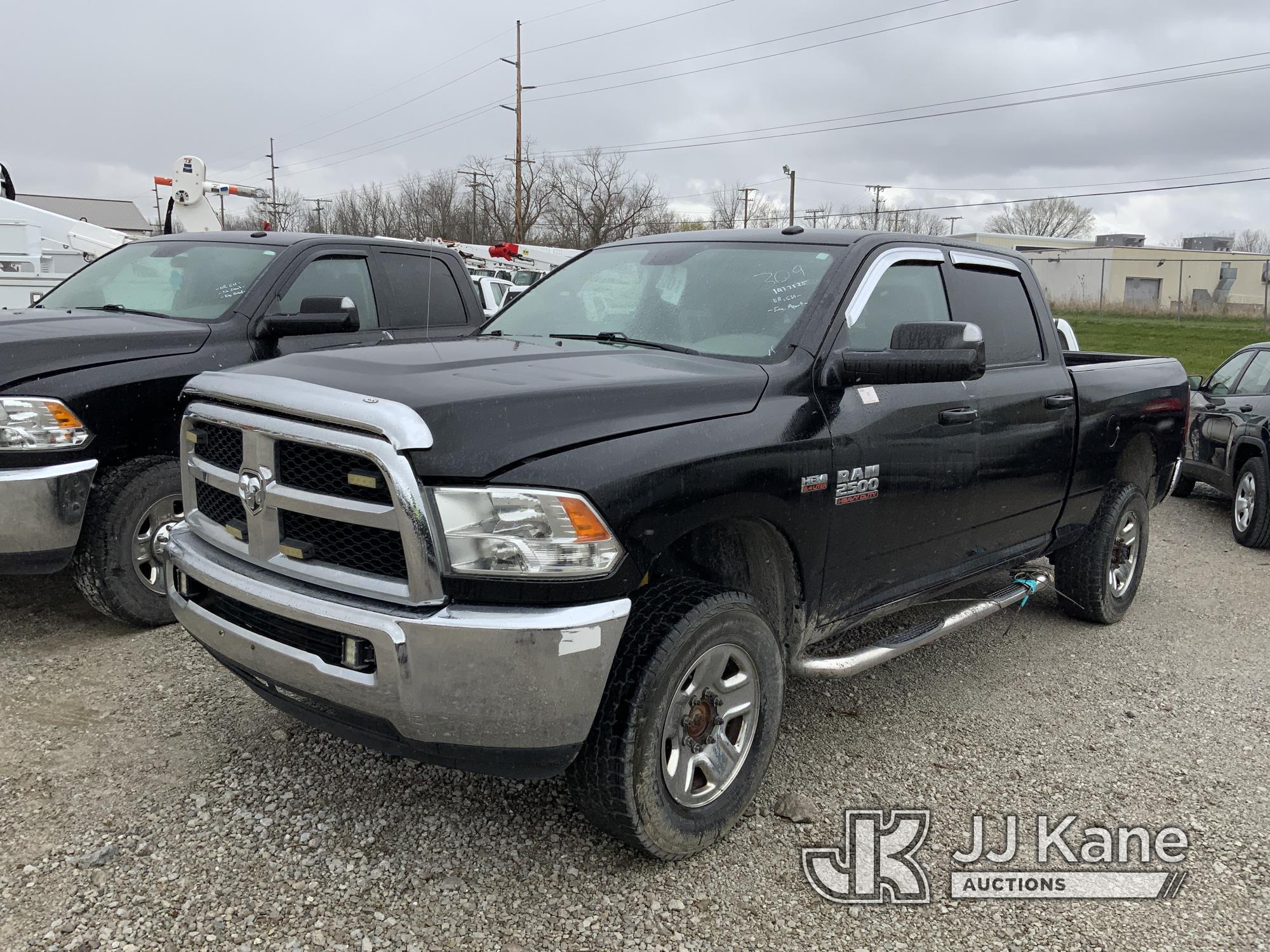 (Fort Wayne, IN) 2017 RAM 2500 4x4 Crew-Cab Pickup Truck Not Running, Condition Unknown, Engine Apar