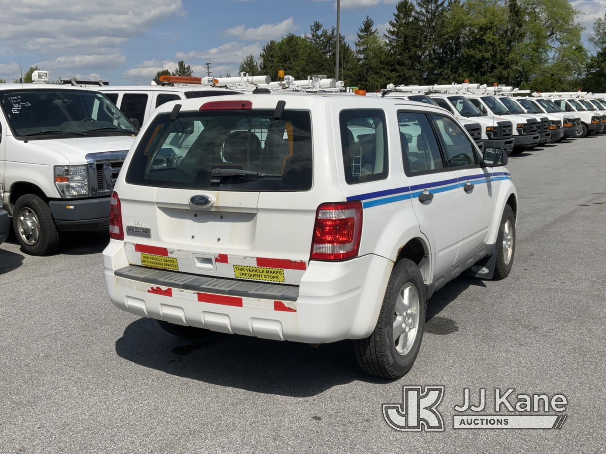 (Chester Springs, PA) 2010 Ford Escape AWD 4-Door Sport Utility Vehicle Runs & Moves, Body & Rust Da