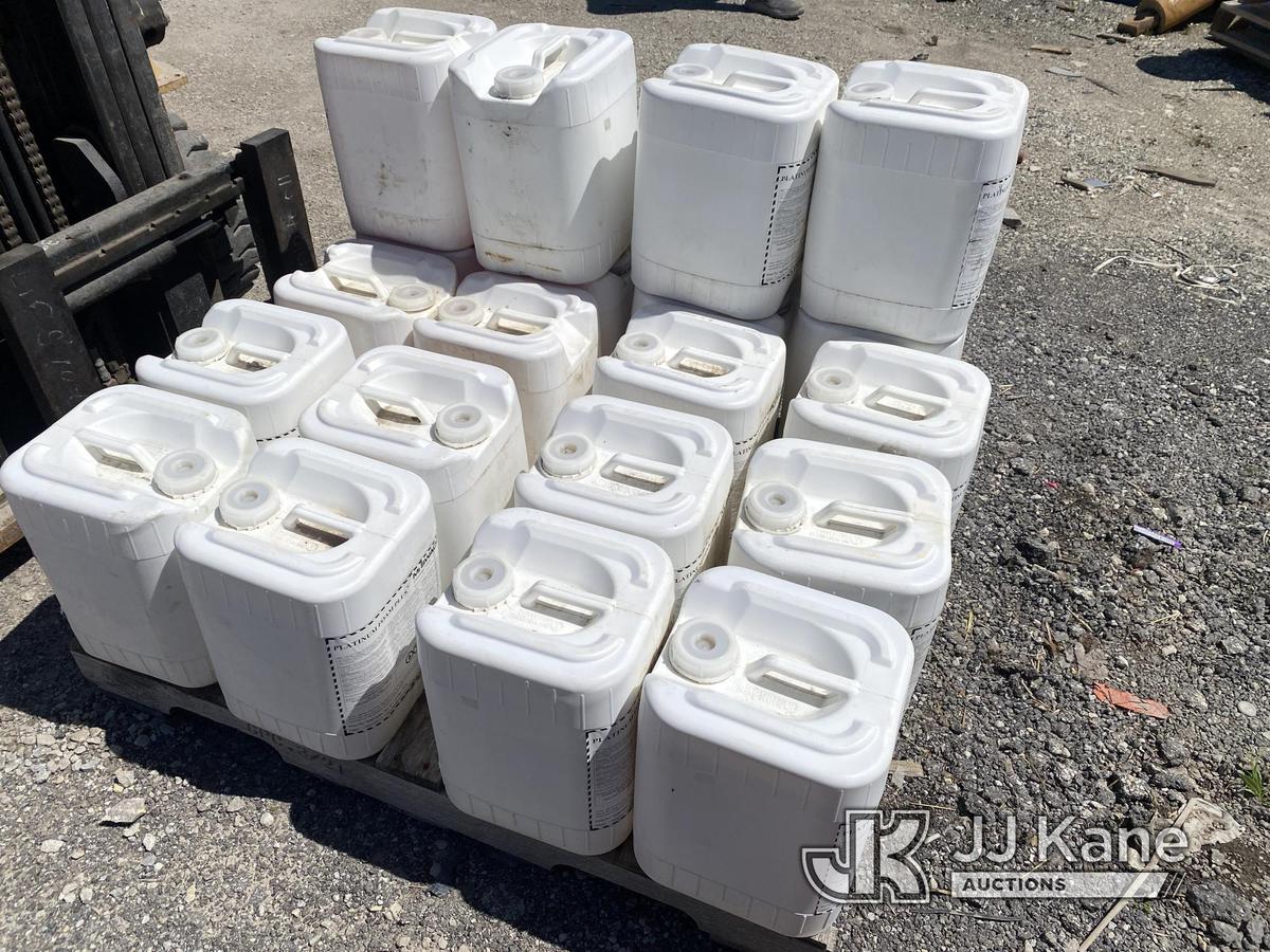 (University Park, IL) (20) 5 Gallon Containers of Mi Swaco Platinum Foam Plus NOTE: This unit is bei