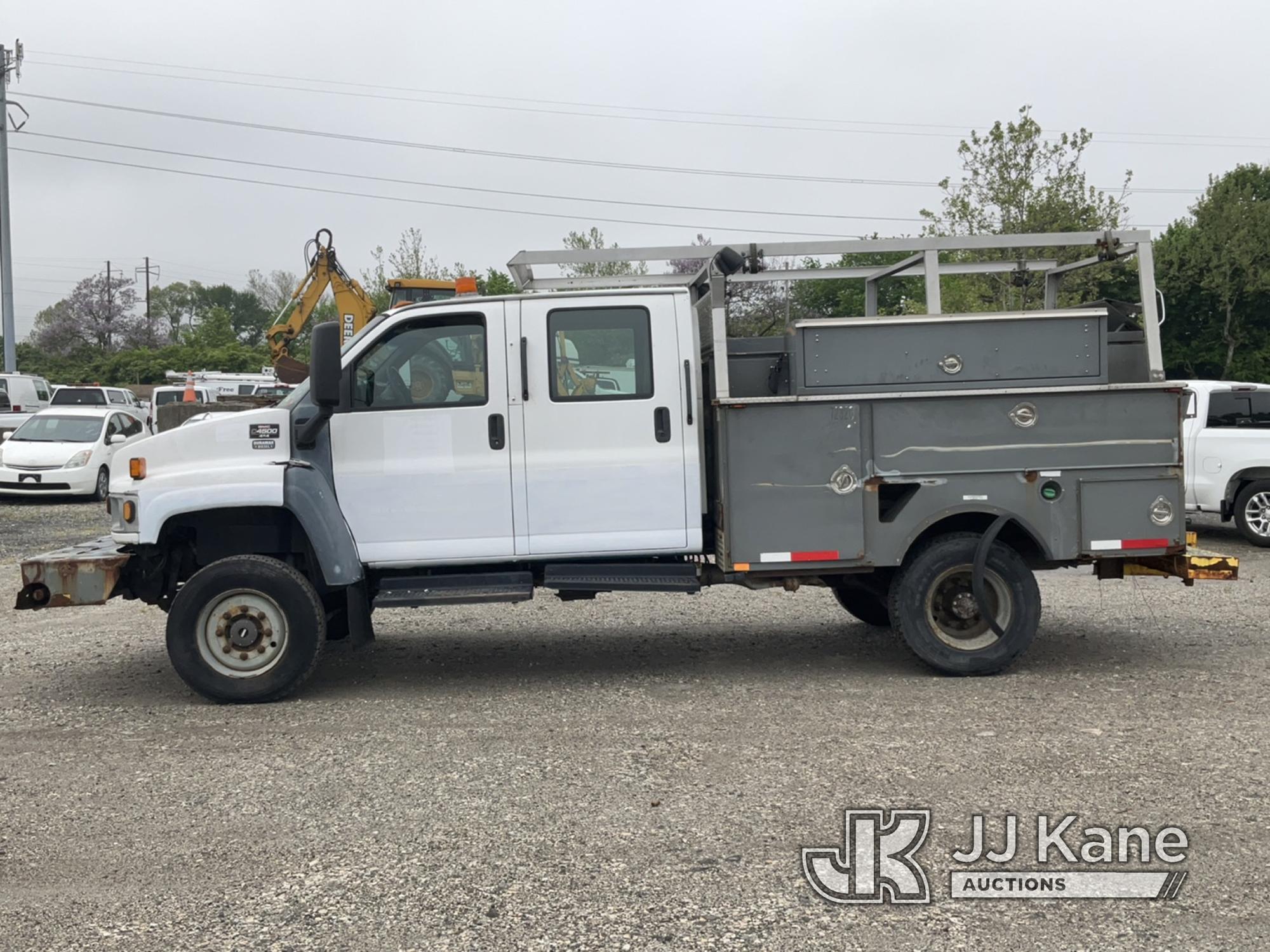 (Plymouth Meeting, PA) 2008 Chevrolet C4500 4X4 Enclosed Service Truck Runs & Moves, No Brakes, Body