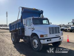 (Charlotte, MI) 1992 International 4900 Dump Truck Runs, Moves, Dump Operates