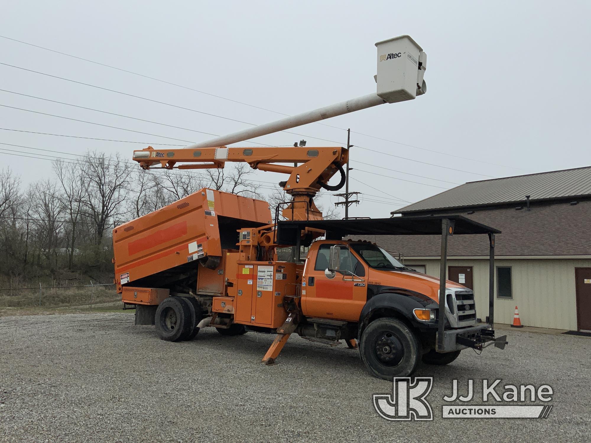 (Fort Wayne, IN) Altec LR760E70, Over-Center Elevator Bucket Truck mounted behind cab on 2013 Ford F