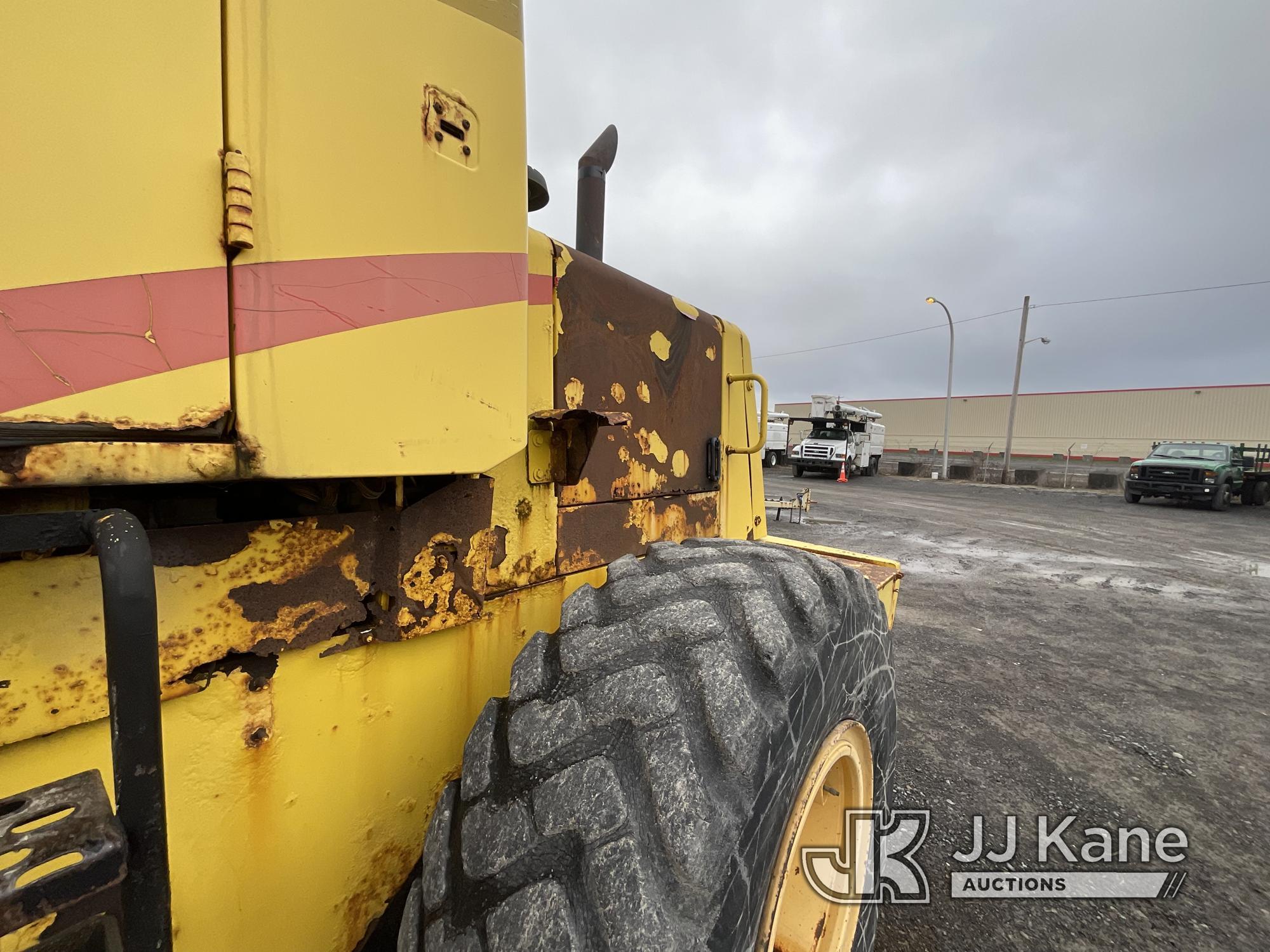 (Rome, NY) 2004 New Holland LW130 Articulating Wheel Loader runs, moves, & operates - per seller: ne