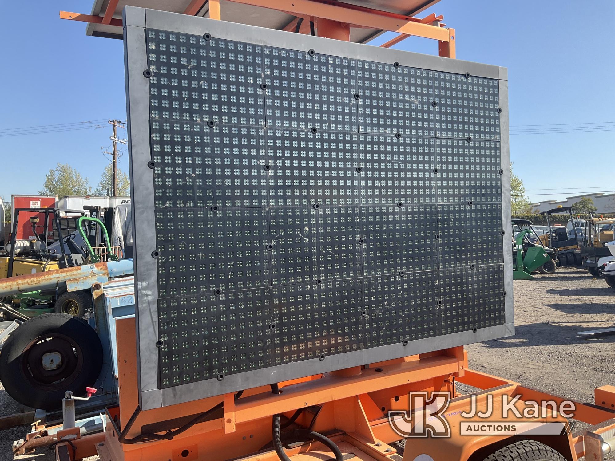 (Jurupa Valley, CA) 2010 Addco DH-500 Portable Message Board Not Operating, True Hours Unknown, Appl