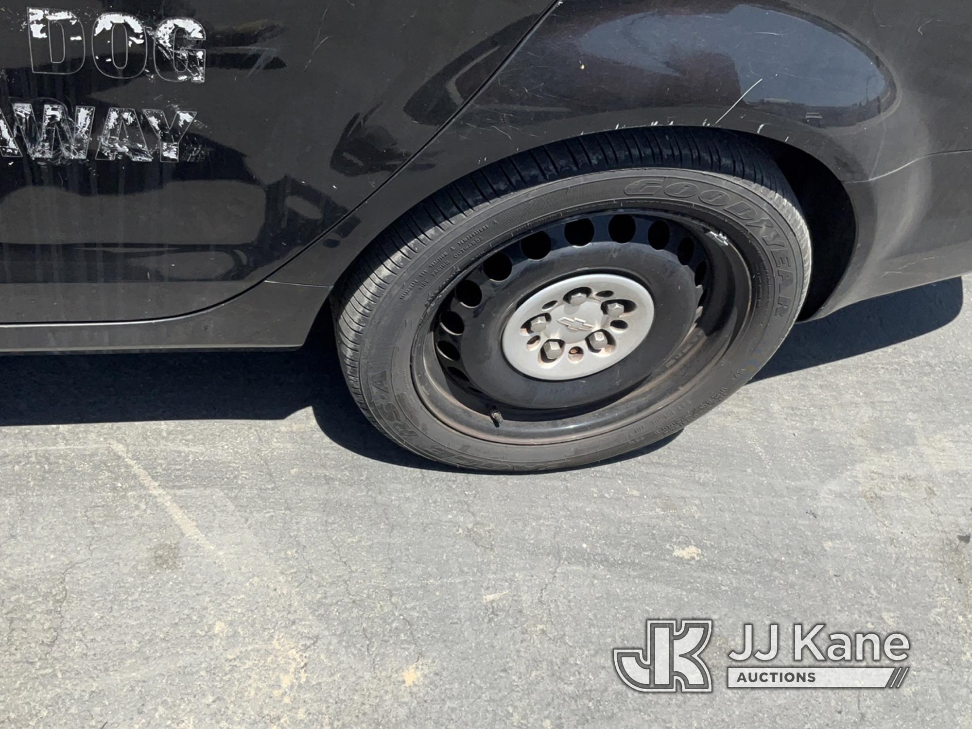 (Jurupa Valley, CA) 2014 Chevrolet Caprice 4-Door Sedan Runs & Moves, Air Bag Light Is On, Stripped