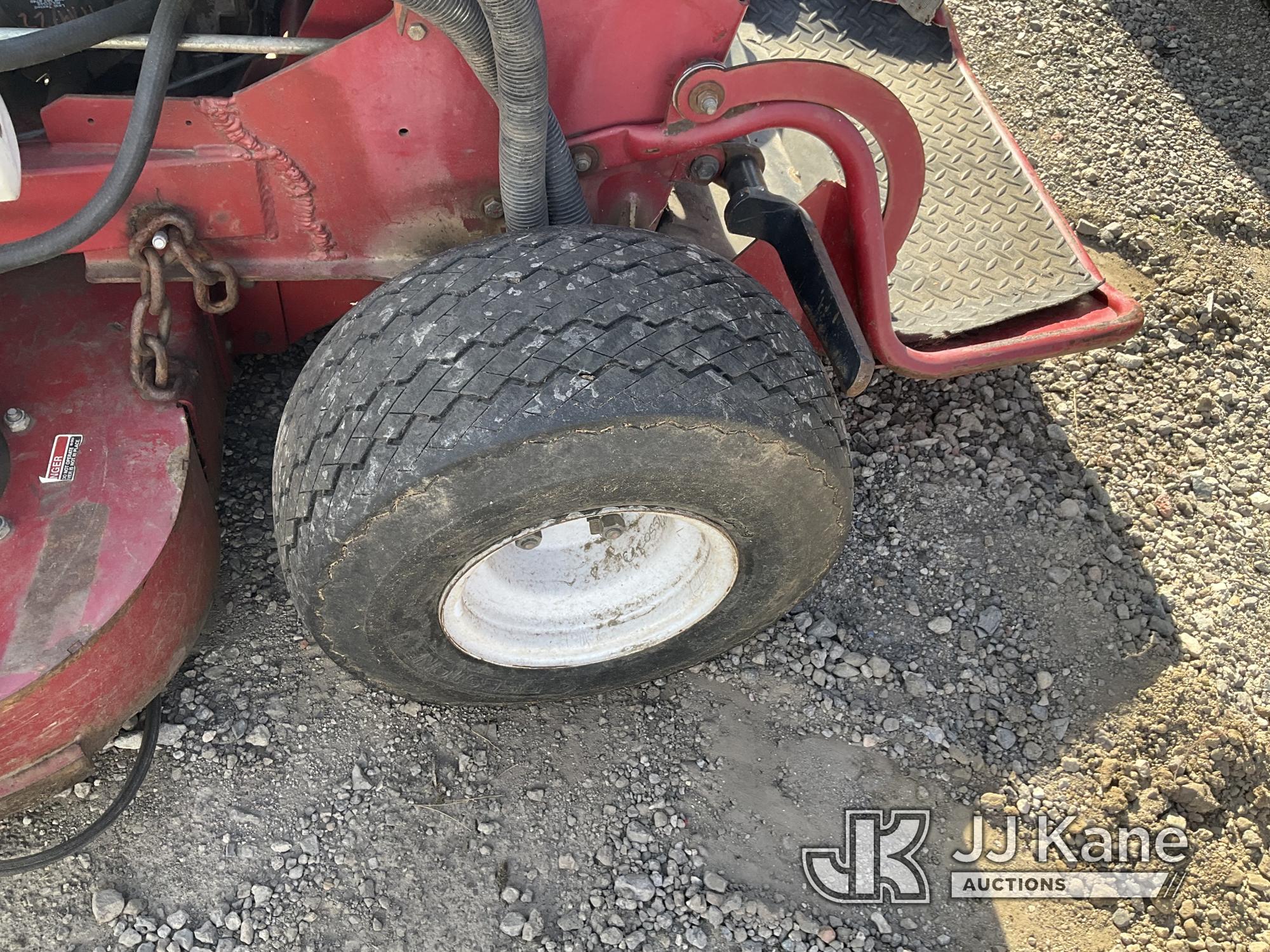 (Jurupa Valley, CA) Toro GRANDSTAND 48 in Mower Not Running, True Hours Unknown