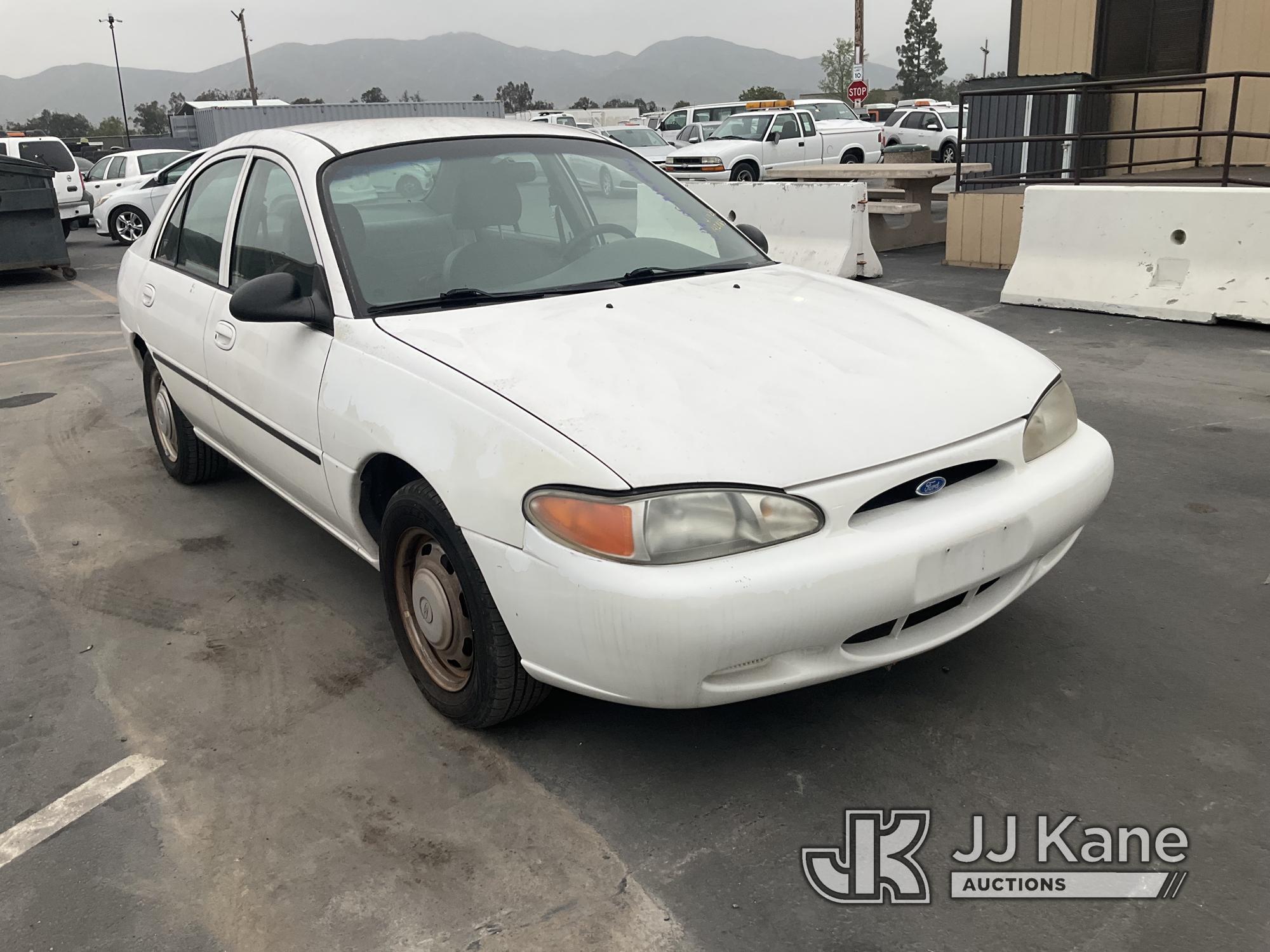 (Jurupa Valley, CA) 1997 Ford Escort 4-Door Sedan Runs & Moves