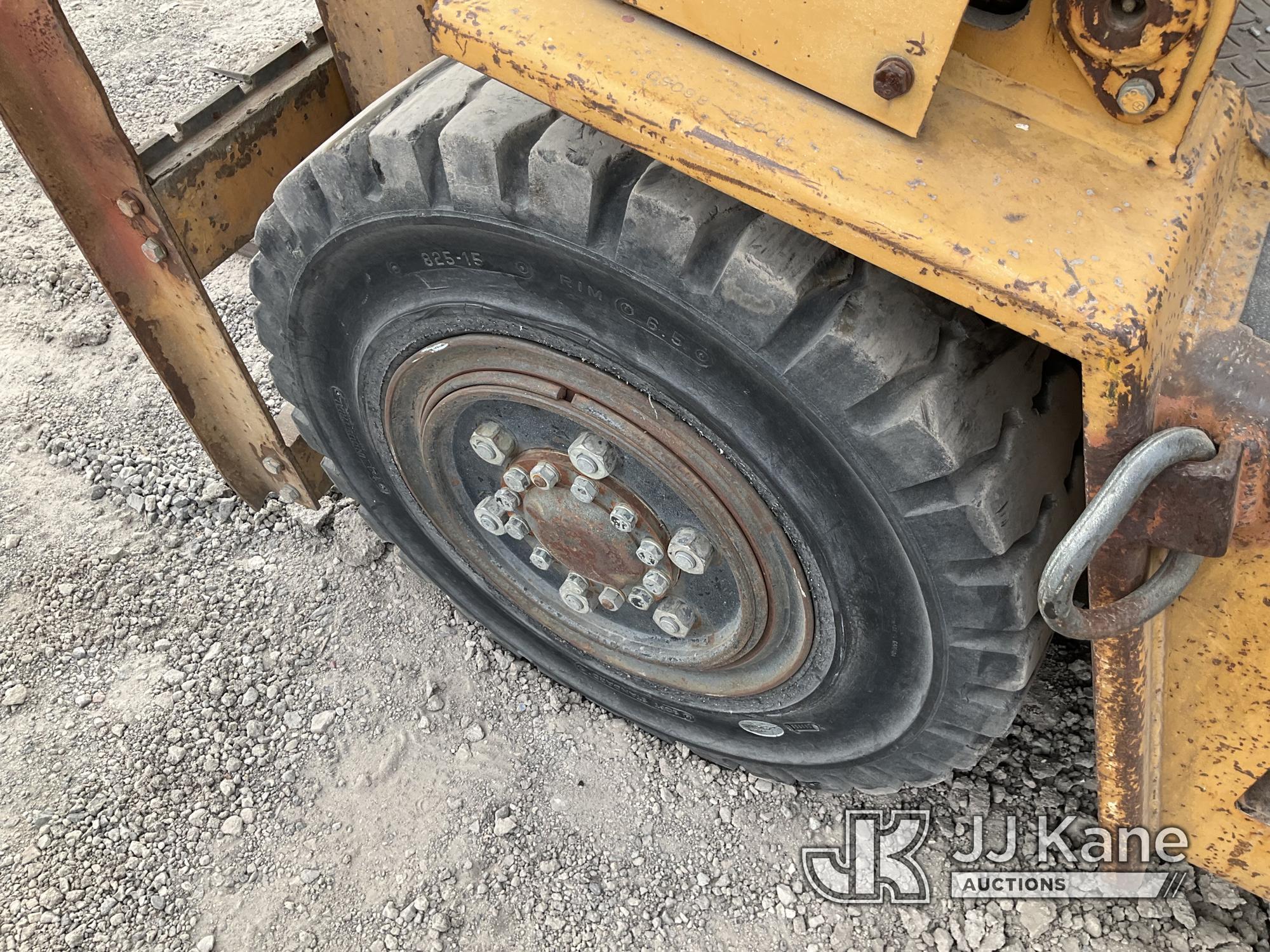 (Jurupa Valley, CA) Komatsu Solid Tired Forklift Not Running