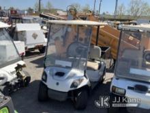 (Jurupa Valley, CA) 2011 Yamaha Golf Cart Runs & Moves, Bad Tires , No Key