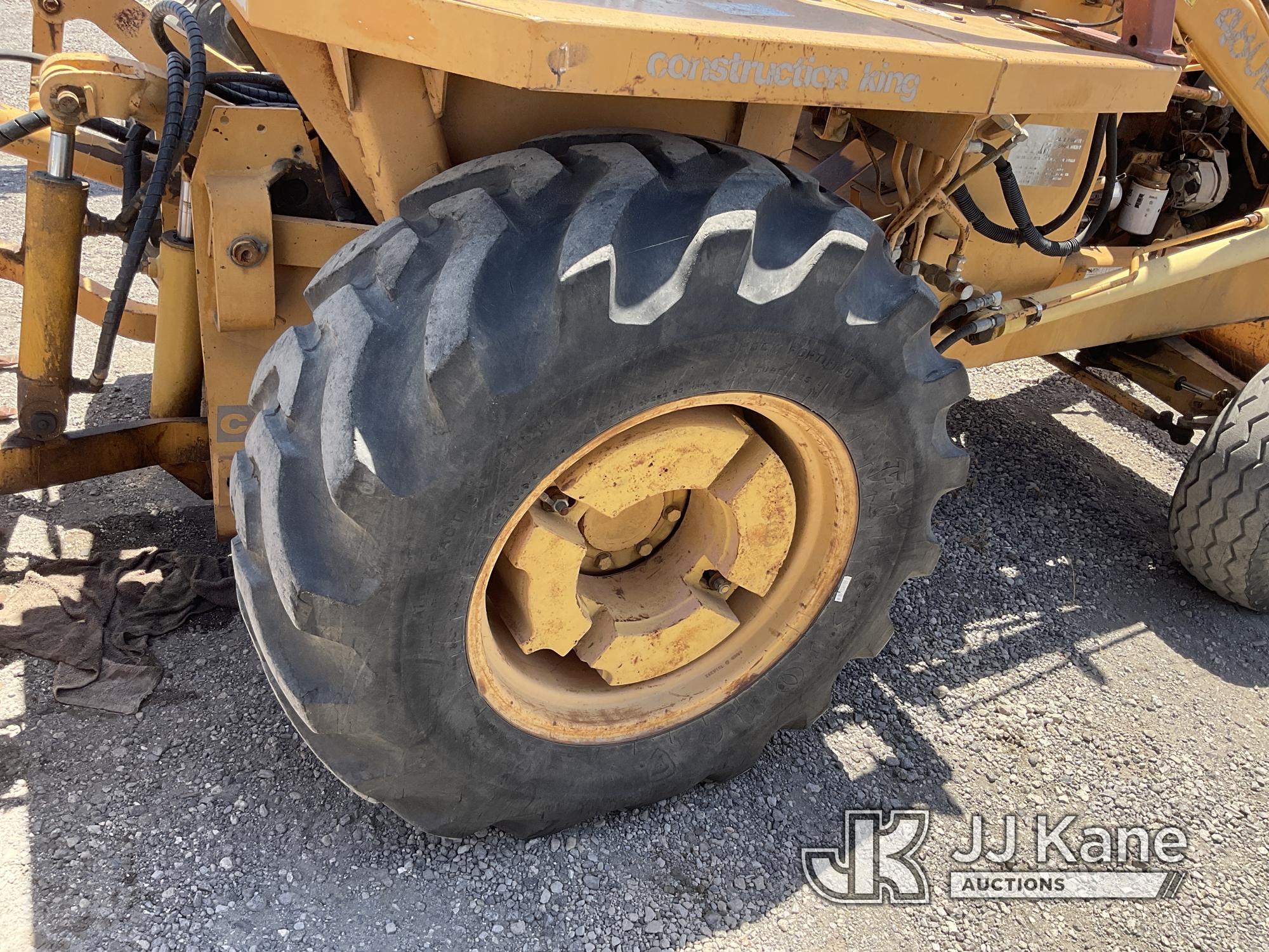 (Jurupa Valley, CA) 1989 Case Tractor Utility Tractor Loader Runs & Moves