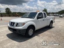 2015 Nissan Frontier Extended-Cab Pickup Truck Runs & Moves) (Body Damage