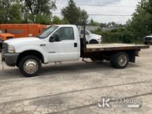 2002 Ford F450 Flatbed Truck Runs & Moves) (Rust Damage, Leaking Fluid While Running, Flat Bed 12ft