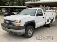 (San Antonio, TX) 2005 Chevrolet Silverado 2500HD Pickup Truck Runs & Moves) (Runs Rough, Check Engi
