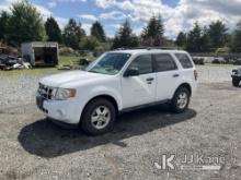 2011 Ford Escape XLT 4x4 Sport Utility Vehicle Runs & Moves) (Leaking Roof & Mold, Tires Are Good,