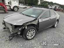 2021 Toyota Camry 4-Door Sedan Wrecked