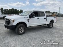 2019 Ford F250 4x4 Crew-Cab Pickup Truck Runs & Moves) ( Cracked Glass & Body Damage
