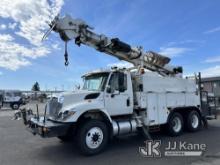 Altec D2050A-TC, Digger Derrick rear mounted on 2010 International 7500 T/A Utility Truck Runs, Move