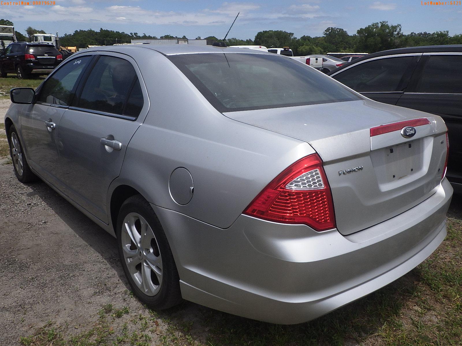 5-06121 (Cars-Sedan 4D)  Seller: Florida State F.D.L.E. 2012 FORD FUSION