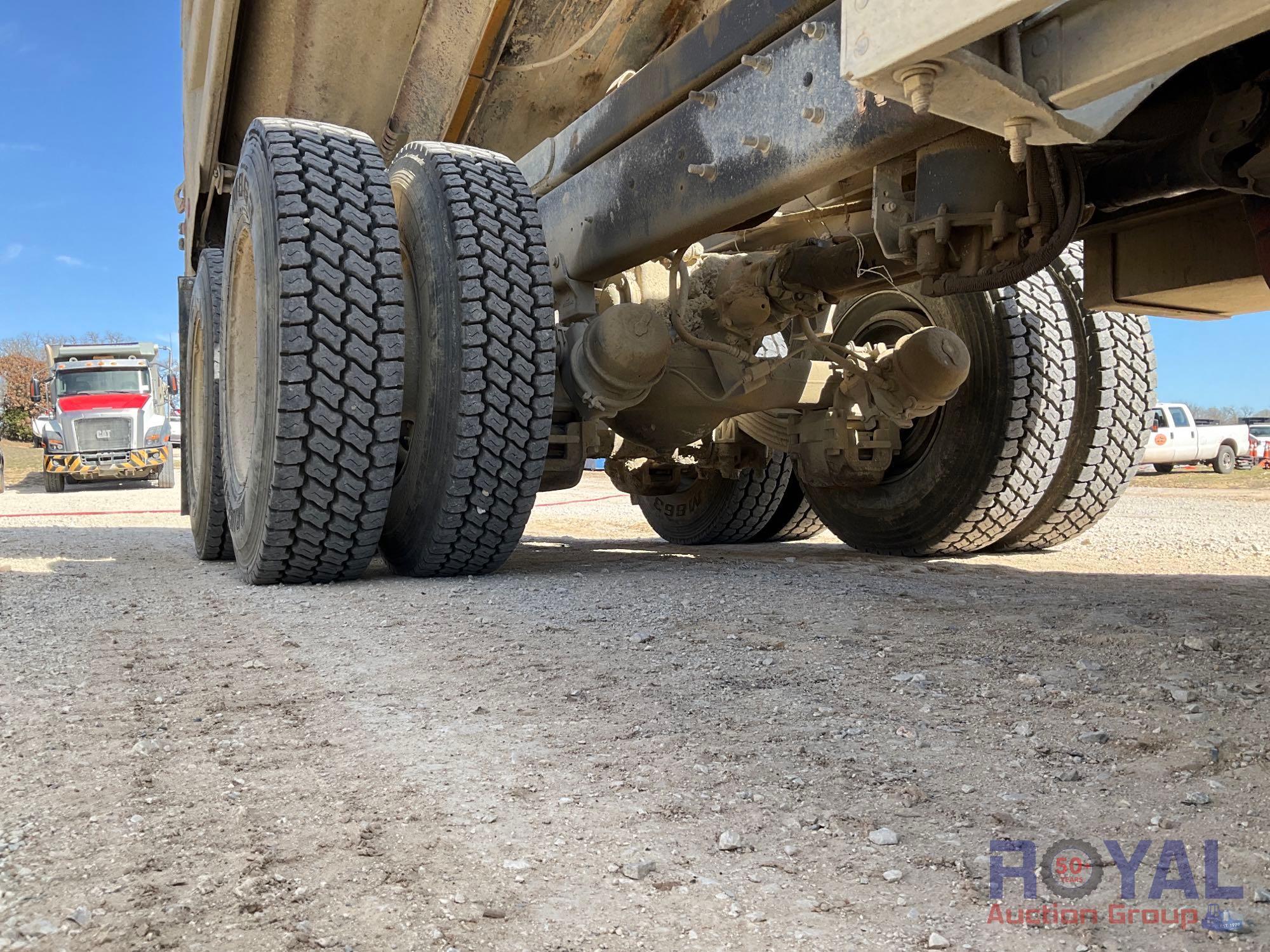 2004 Mack CV713 Granite T/A Dump Truck