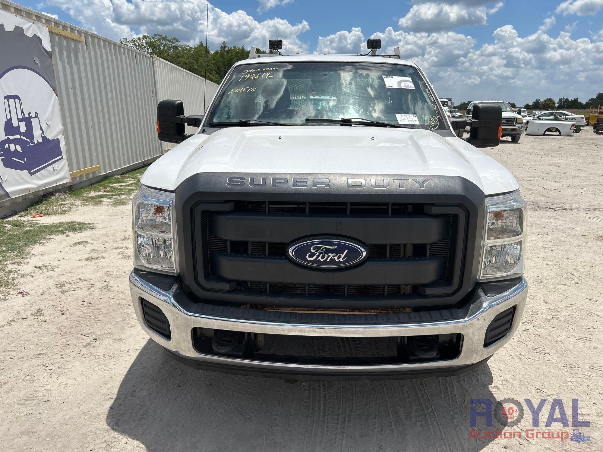 2015 Ford F350 Crew Cab Service Truck