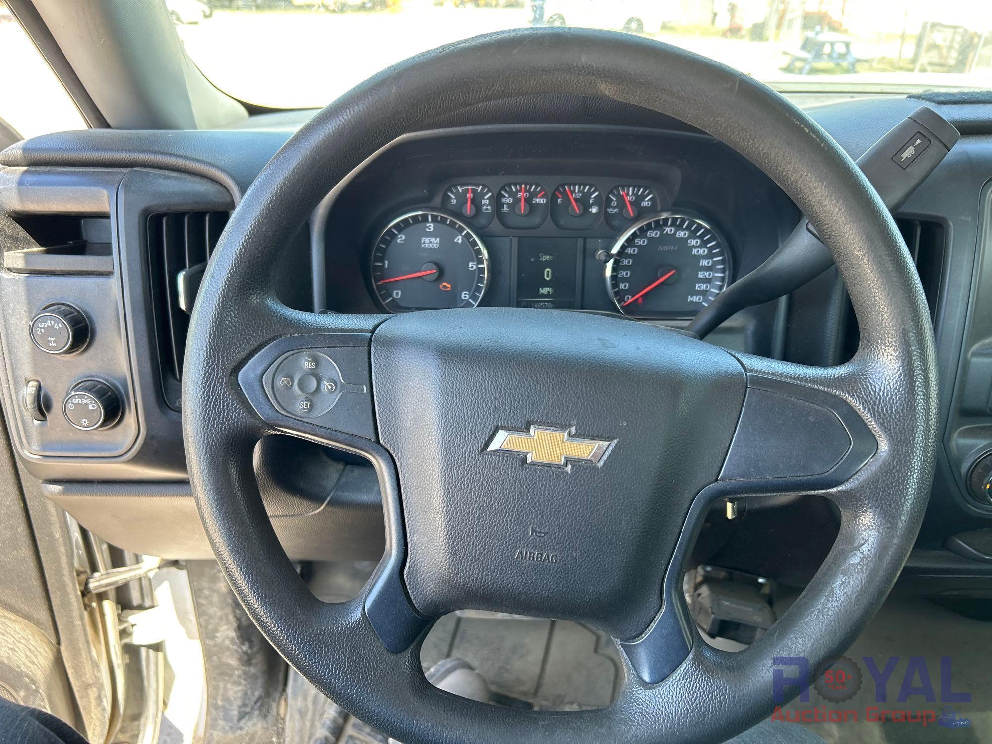 2017 Chevrolet Silverado 1500 4x4 Crew Cab Pickup Truck