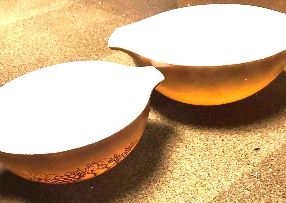 2- Pyrex bowls