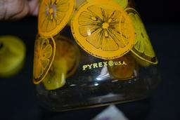 Pyrex Daisy Orange and Lemons 1 Qt. Juice Server w/Lid