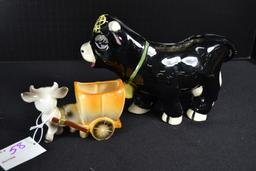 Pair of Vintage Cow Planters; 9"x5" and 4"x3"