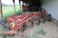 IHC 720 Plow, 5-18", Semi Mounted, Good Tires, High Clearance, Auto Trip Reset