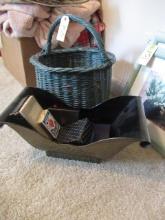 2 BASKETS AND PLAYING CARDS