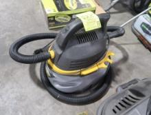 Stinger portable vacuum
