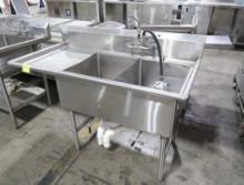 2-compartment sink w/ L drainboard