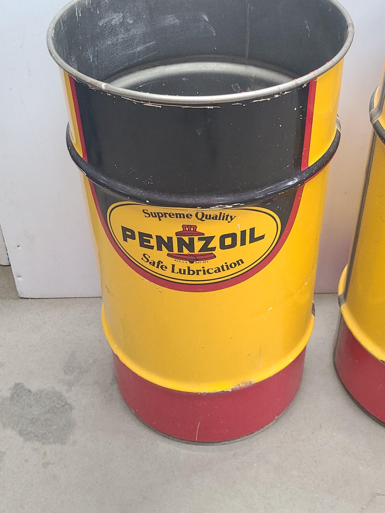 2 Pennzoil Oil Drum
