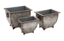 Contemporary And Modern Artistic Set Of 3 Metal Planter Home Accent Decor