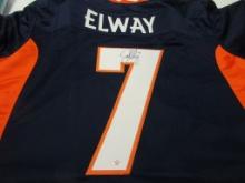 John Elway of the Denver Broncos signed autographed football jersey PAAS COA 855