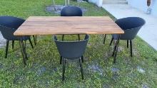 BRAND NEW OUTDOOR 100% FSC SOLID WOOD TABLE WITH 4 RECYCLED ALUMINUM BLACK CHAIRS