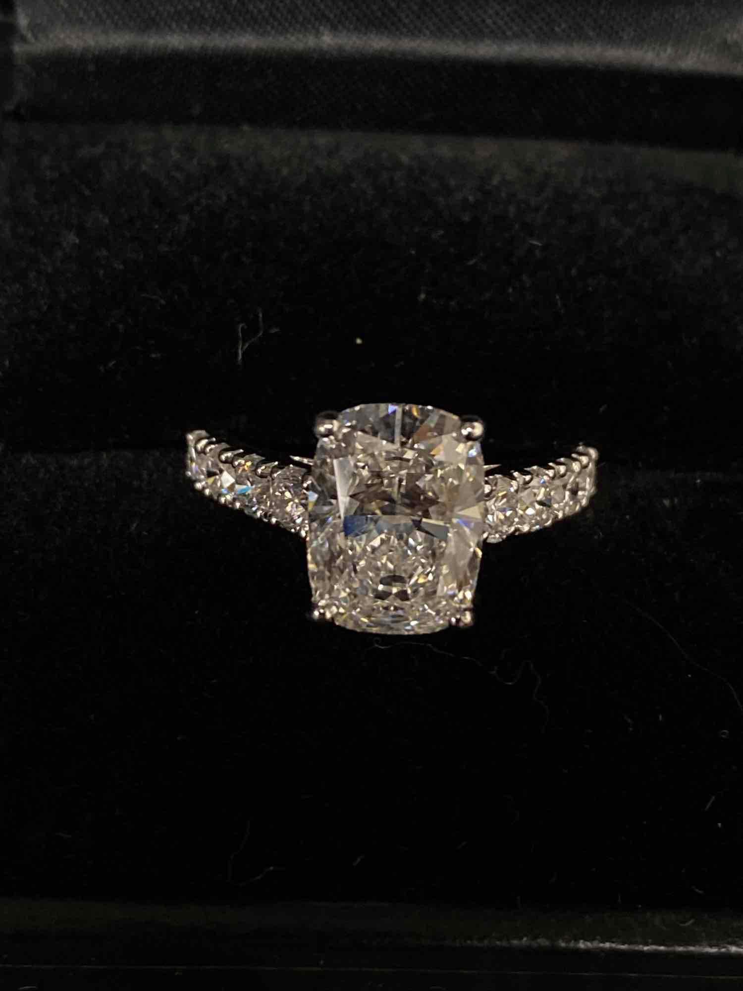 One Cushion CVD Diamond 3.05ct Set, 14k White Gold Complimented by 8 Round Diamonds (Lab Created)