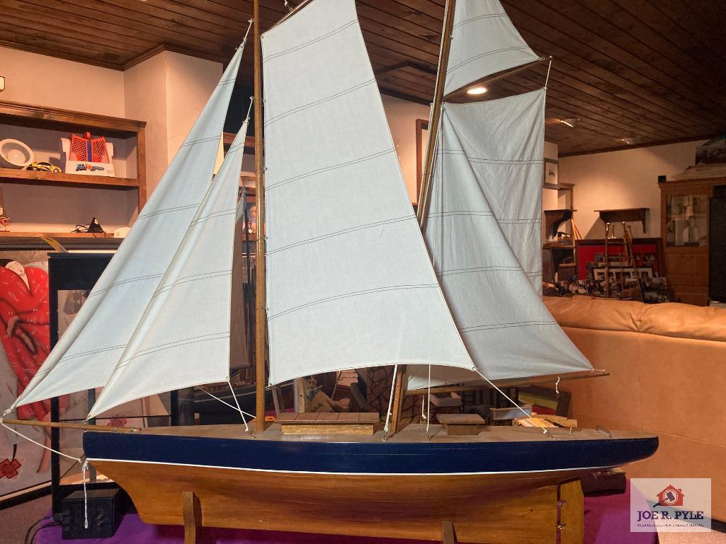 Wood sailboat 42 x 36