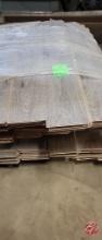 Laminate Wood Style Flooring (One Money For All)