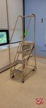 Portable Step Ladder