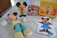 Assortment Disney collectibles