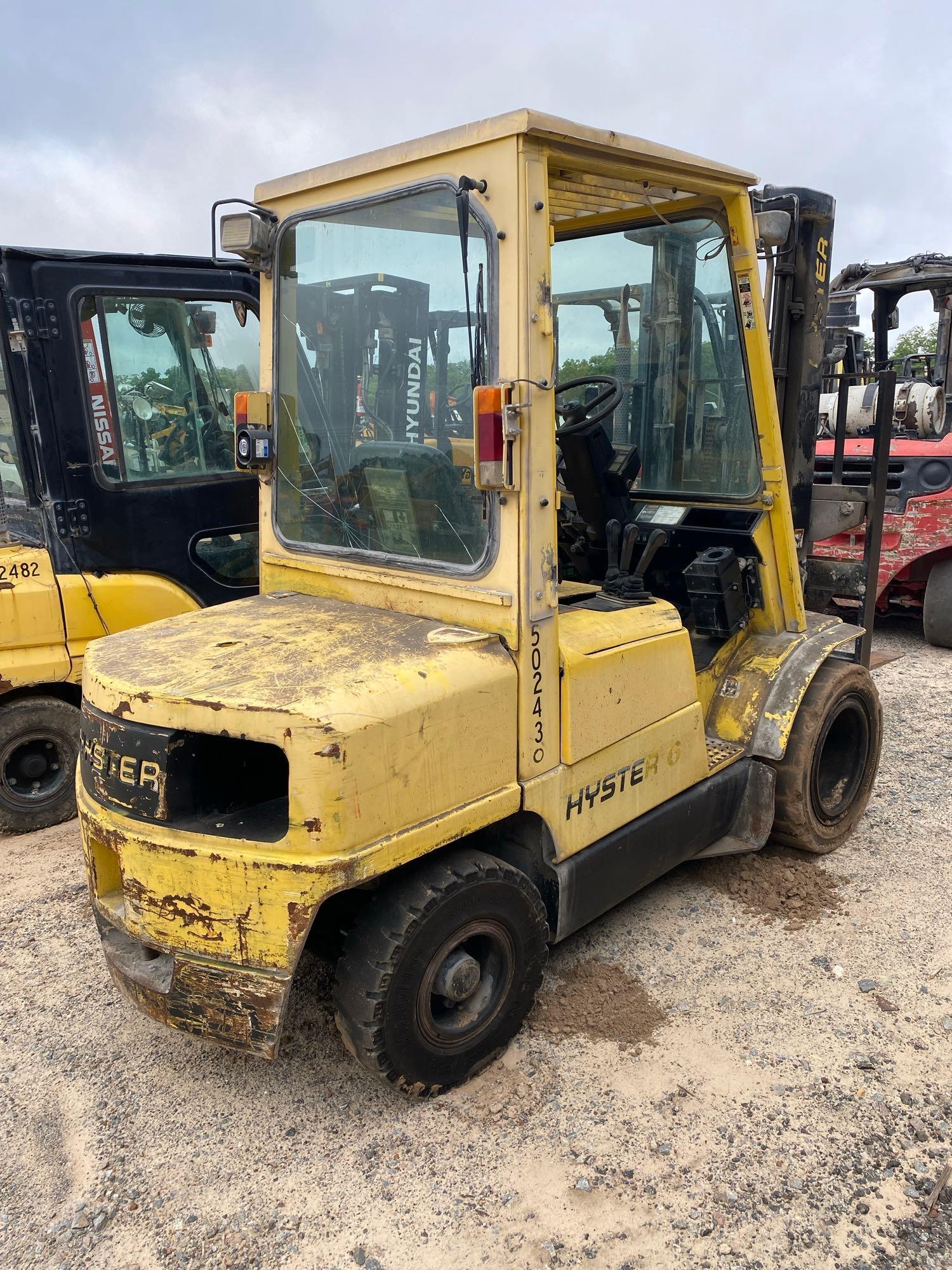 HYSTER H60XM FORKLIFT