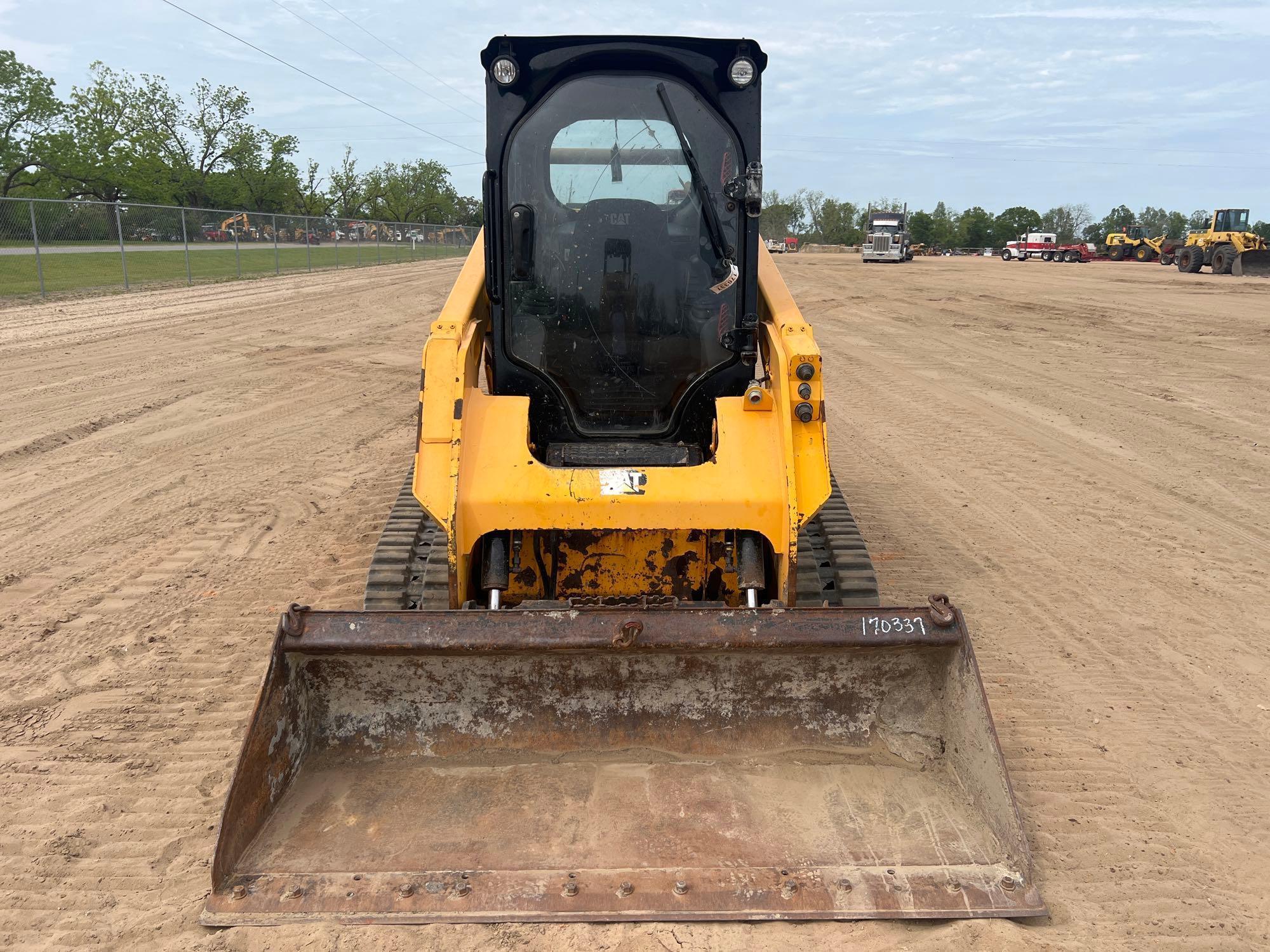 2014 CATERPILLAR 259D SKID STEER